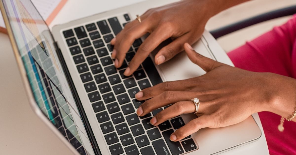 7 Email Techniques Powerful Women Adore