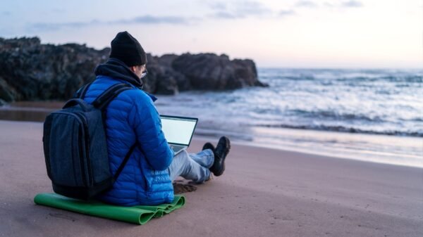 The Rise of Digital Nomads Redefining Lifestyle and Work