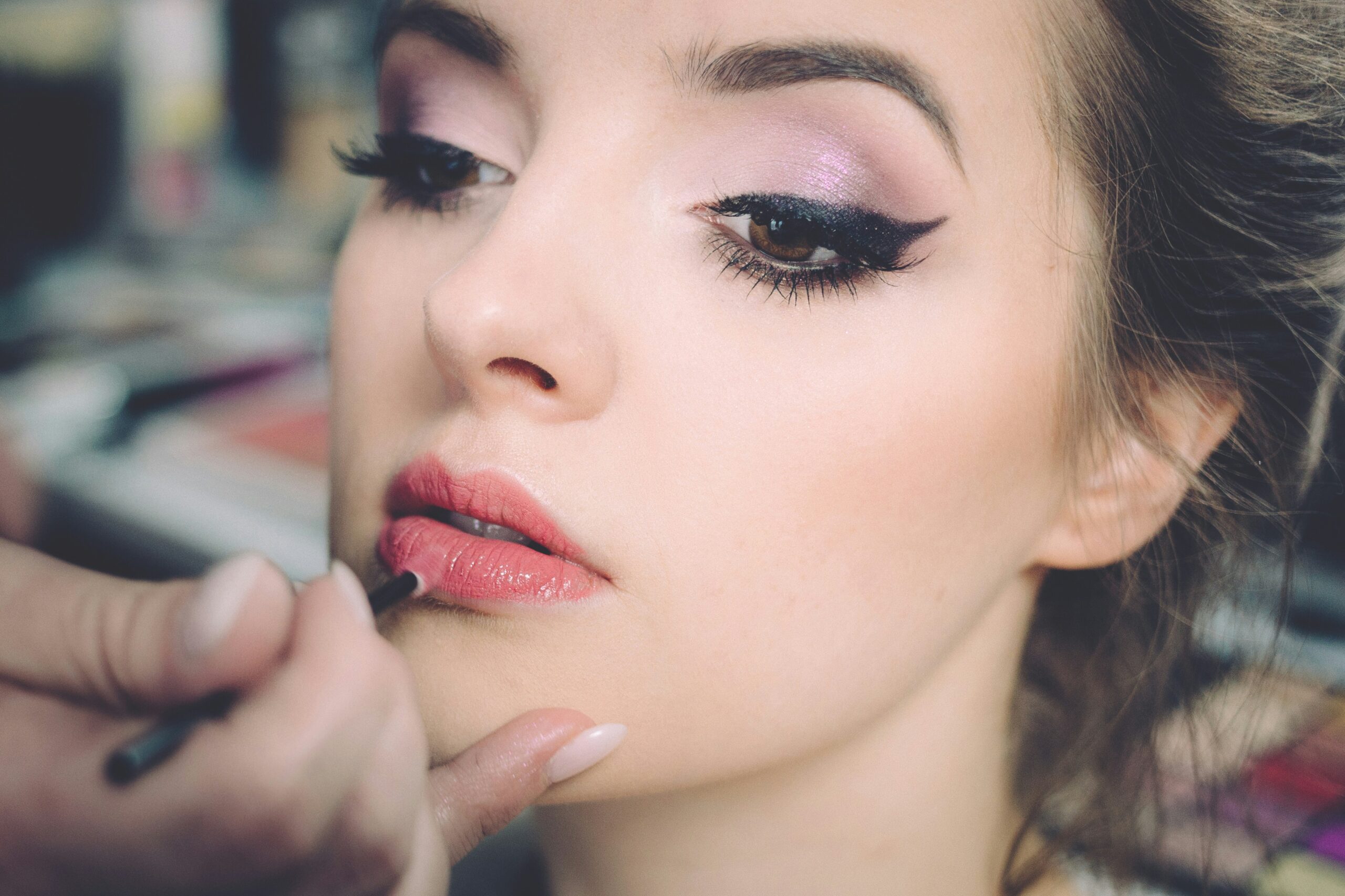 Glossy Beauty Trends 2024